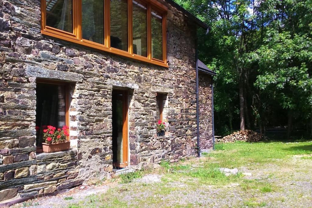 Conviviale - Longere Lumineuse - Charme & Nature Bains-sur-Oust Bagian luar foto